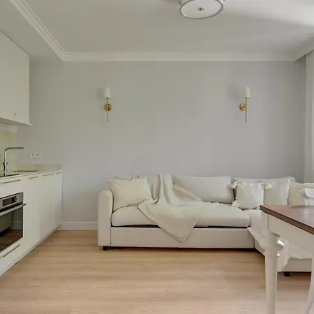 Valor -rodzinny Blisko Centrum Z Balkonem By Lion * סופוט